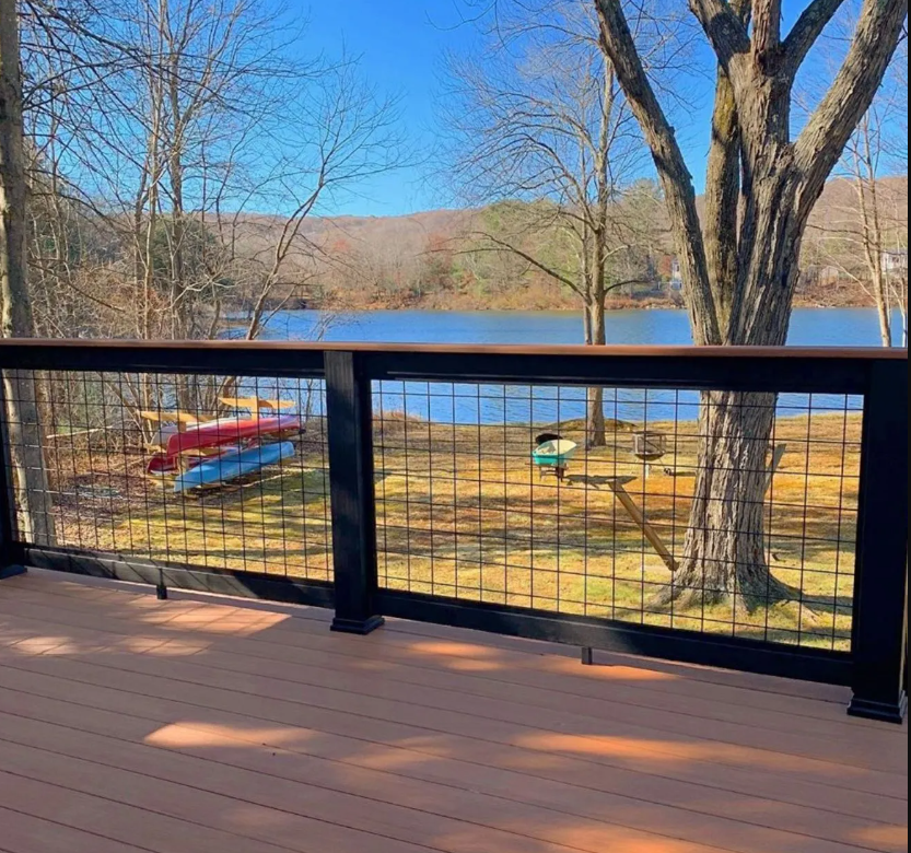 custom deck railing construction in Buford, GA